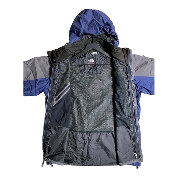 Men’s The North Face Summit Series Gore-Tex XCR Jacket - Picture 4 of 8